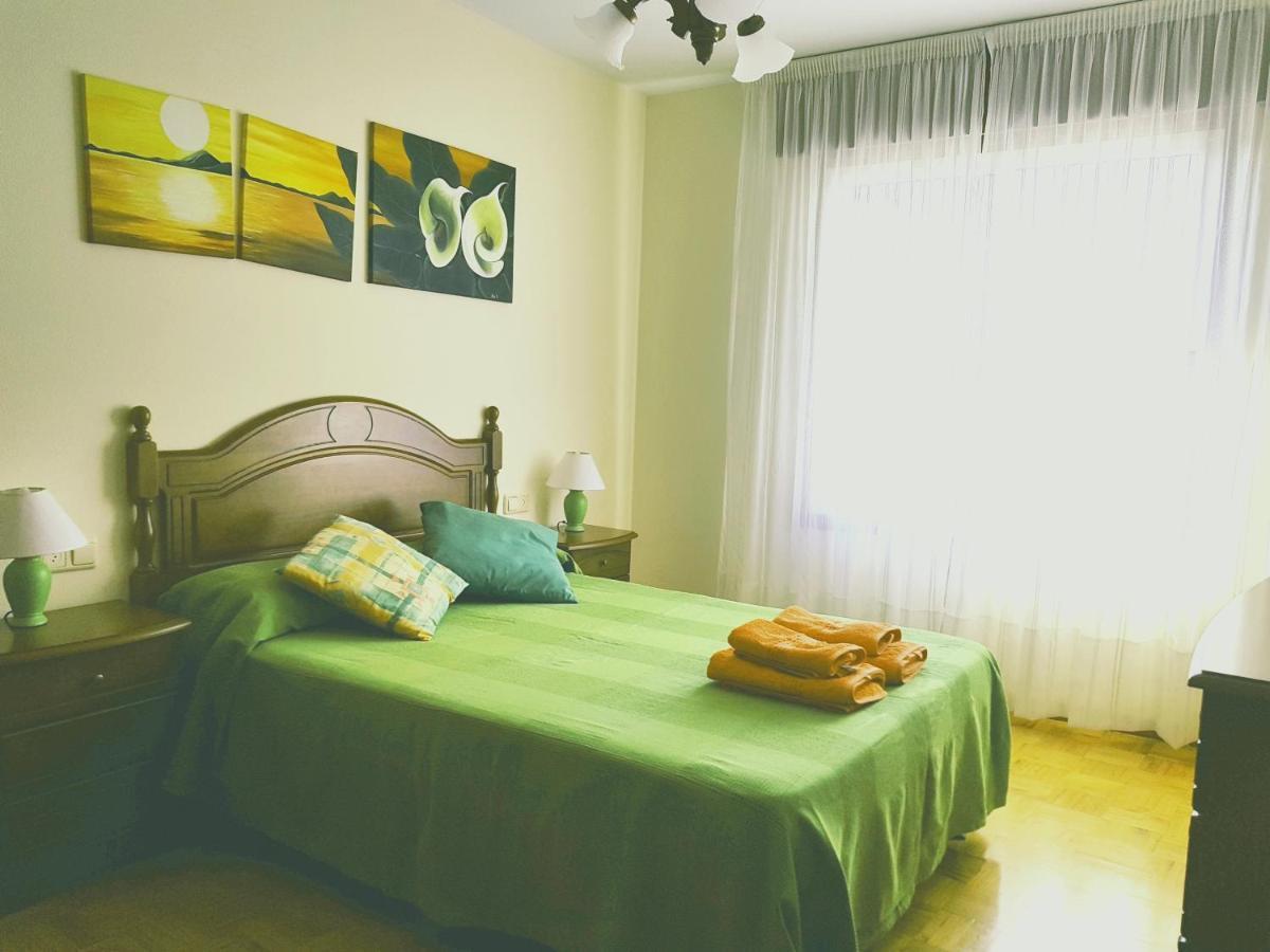 Piso Amplio En El Centro De Vilagarcia De Arousa Ngoại thất bức ảnh