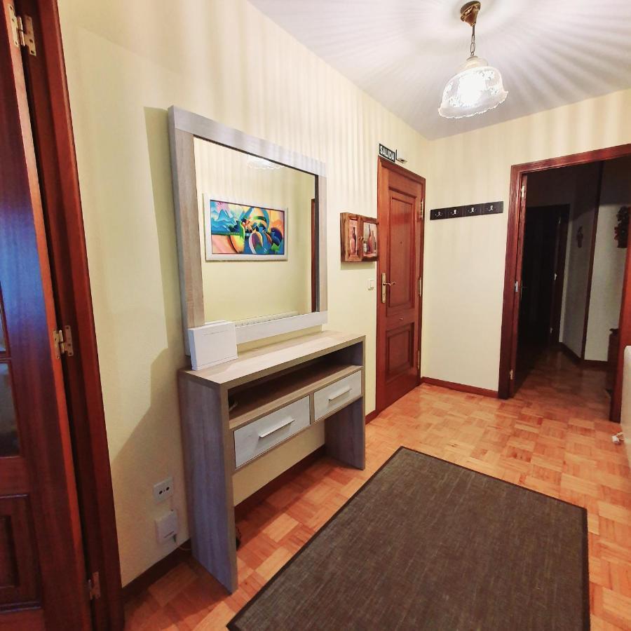 Piso Amplio En El Centro De Vilagarcia De Arousa Ngoại thất bức ảnh