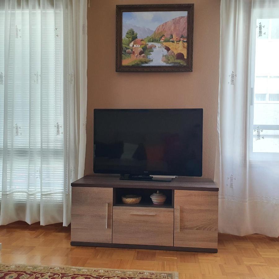 Piso Amplio En El Centro De Vilagarcia De Arousa Ngoại thất bức ảnh
